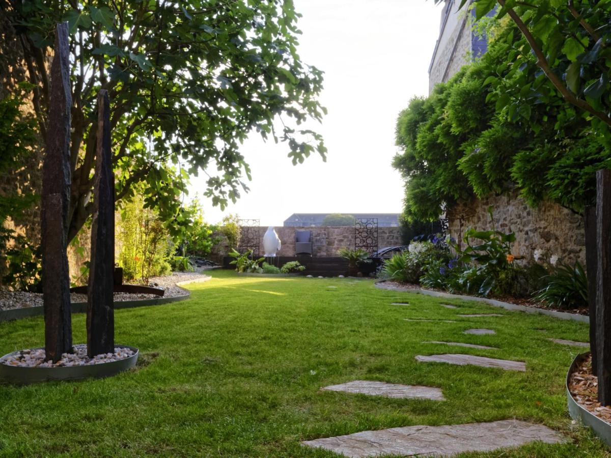 Le 27- Boutique B&B Dinan Dış mekan fotoğraf