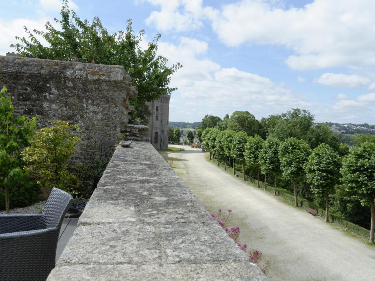 Le 27- Boutique B&B Dinan Dış mekan fotoğraf